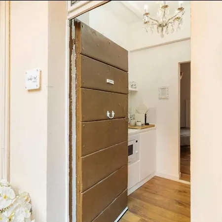 Apartment Carolina'snest In Trastevere Rome