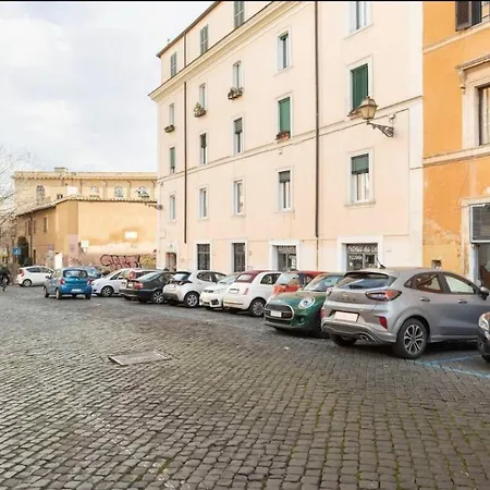 Carolina'snest In Trastevere Apartment